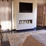 Casa De La Noche