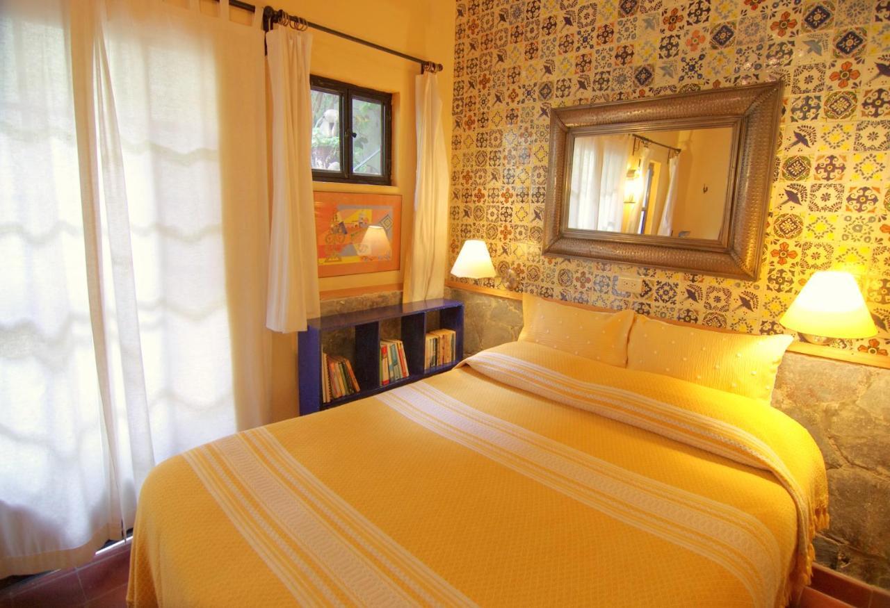 Casa De La Noche Bed & Breakfast 3*