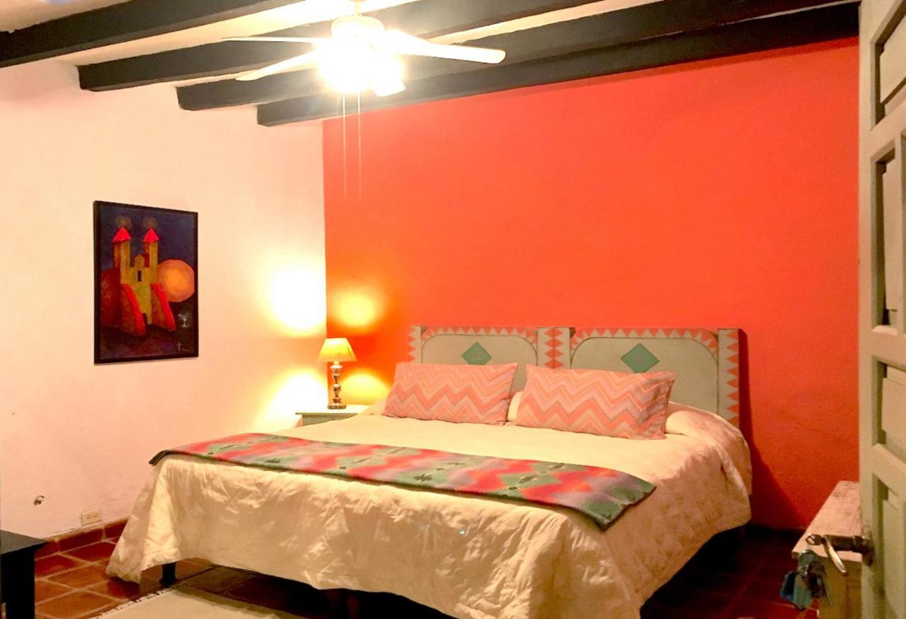 Casa De La Noche 3*